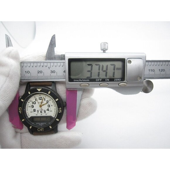 Men's Vintage Guess Quartz WR Analog/Digital 37mm Dial Causal Round Watch (E241) - Picture 2 of 12